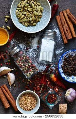 Mix Of Asian Spices: Chili, Ginger, Garlic, Cardamom, Cinnamon. A Set Of Spices For Cooking.