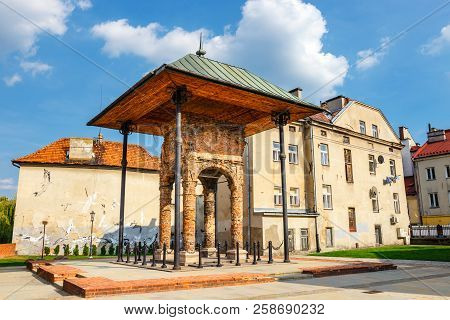 Tarnow, Poland, August 19, 2018: Remains Of Old Jewish Synagogue In Tarnow.