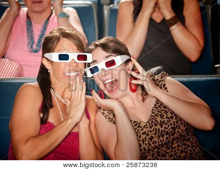Eccitato le donne guarda film in 3D