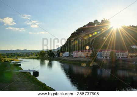 Decin, Czech Republic - September 08, 2018: Pastyrska Stena Hill With Lock, Historical Houses And El