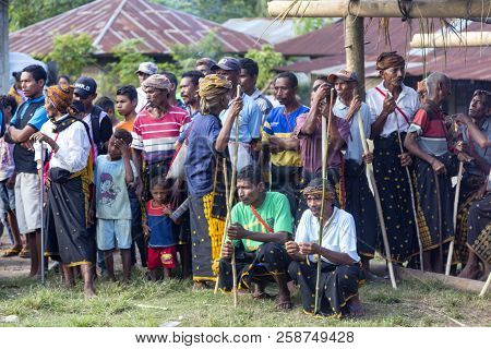 Bajawa, Indonesia - May 19: Unidentified People Gather For A Traditional Boxing Match Near  Bajawa I