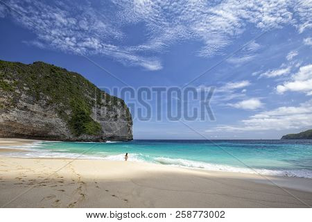 Tropical Water At Kelingking Beach In Nusa Penida, Indonesia.