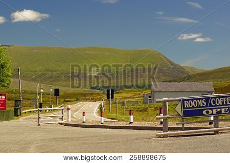Loch Glascarnoch, A Reservoir 7km Long, Is About Halfway Between Ullapool And Inverness.