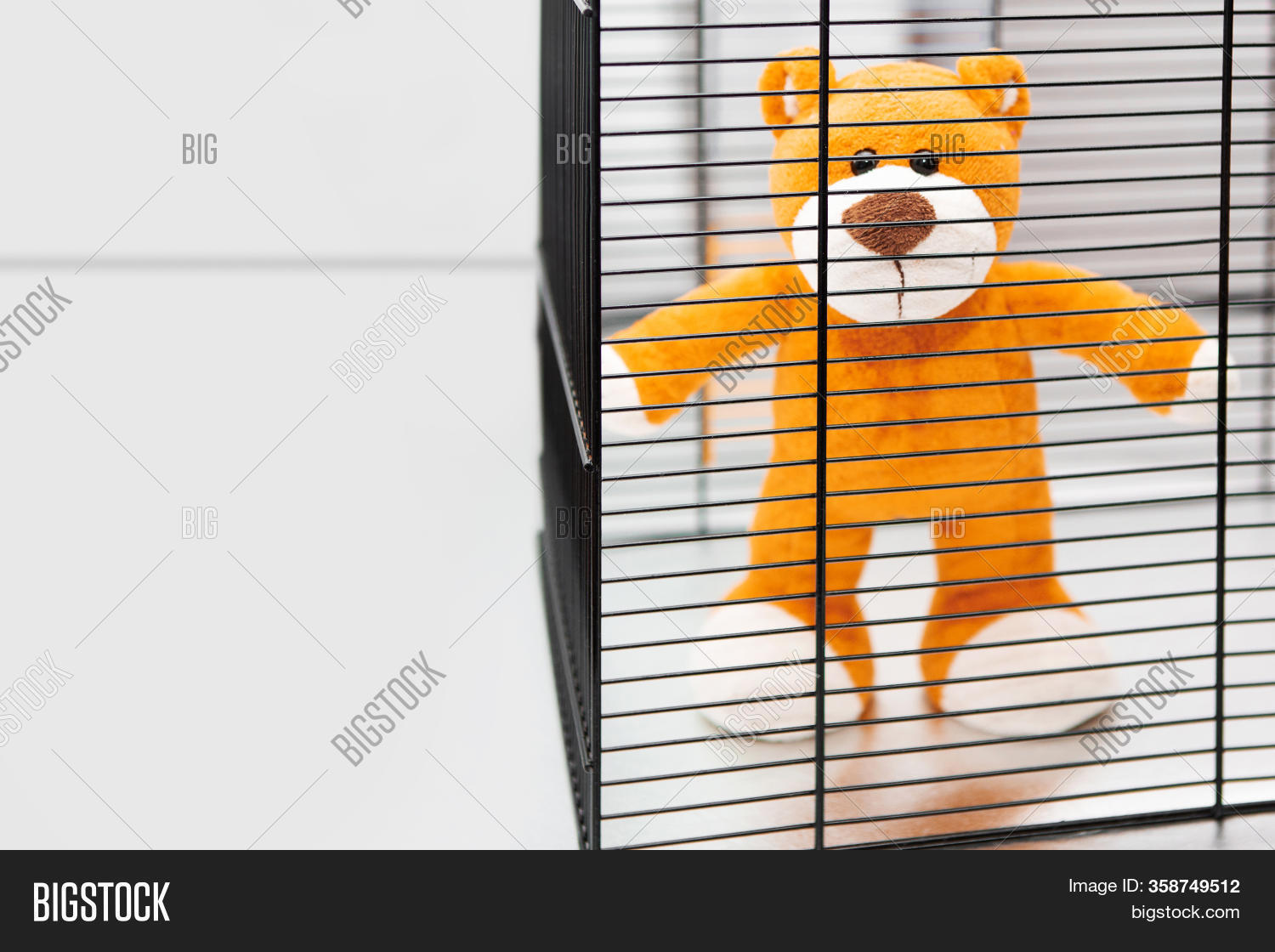 teddy bear cage