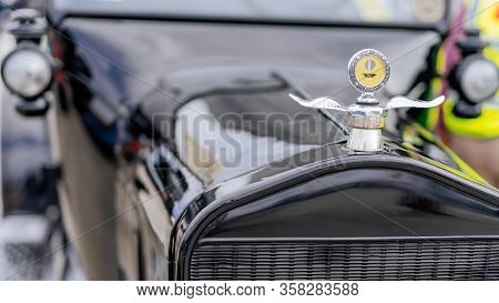 Bray, Ireland, June 2018 Bray Vintage Car Club Show, Open Air Retro Cars Display. Close Up On Figuri