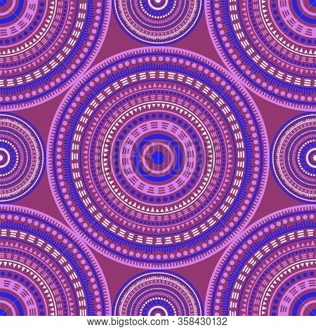Arabesque Vintage Motifs Seamless Pattern. Circle Medallion Mandala Abstract Flowers. Textile Print 