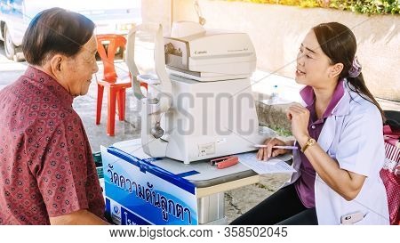 Kanchanaburi Thailand - December 14 : A Mobile Hospital Unit For Eye Examination Services For The Ge