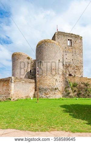 old castle of Semur En Brionnais, Burgundy, France