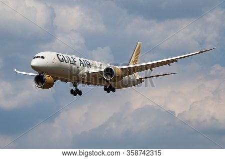 London / United Kingdom - July 14, 2018: Gulf Air Boeing 787-9 Dreamliner A9c-fa Passenger Plane Lan