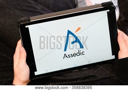 Bordeaux , Aquitaine / France - 11 25 2019 : Assedic Screen Tablet Sign Logo French Government Agenc