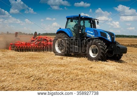 Nastasiv,ternopil,ukraine - July 25, 2019: Presentation Of Agricultural Technology - New Holland, Ne