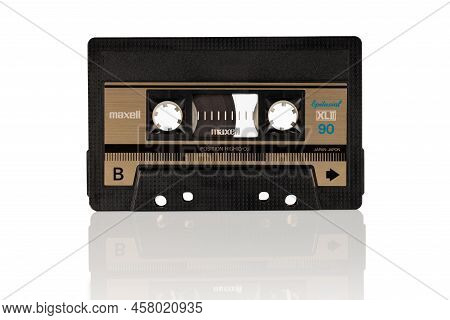 Poznan, Poland. 12 Jul 2022: Maxell Xl Ii 90 Audio Compact Cassette Tape Made In Japan Isolated On W
