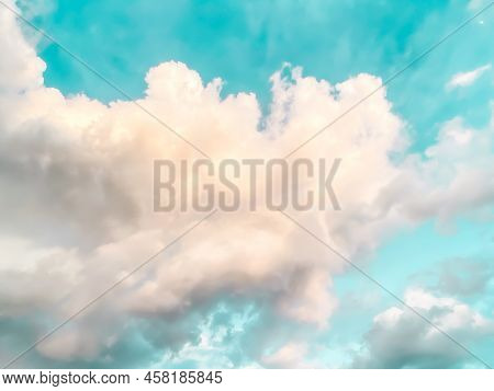 Abstract Cloudy Background, Beautiful Natural Streaks Of Sky And Clouds, Beautiful Natural Landscape