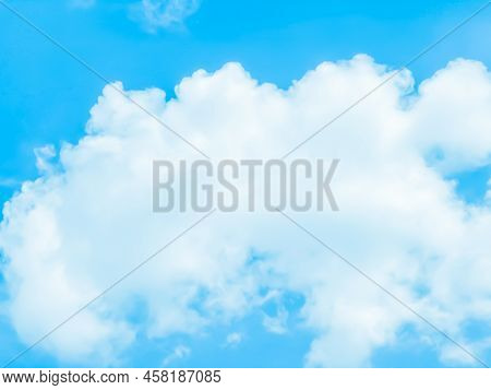 Abstract Cloudy Background, Beautiful Natural Streaks Of Sky And Clouds,.beautiful Natural Landscape