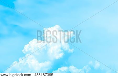 Abstract Cloudy Background, Beautiful Natural Streaks Of Sky And Clouds, Beautiful Natural Landscape