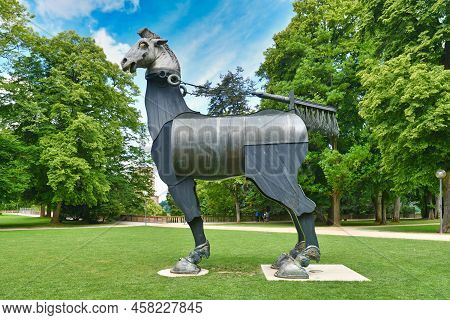Heidelberg, Germany - July 2022: Horse Sculpture Called 'musengaul' Located In Public Castle Garden
