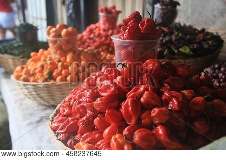 Salvador, Bahia, Brazil - April 30, 2022: Fresh Pepper From The Crack At The Sao Joaquim Fair In The