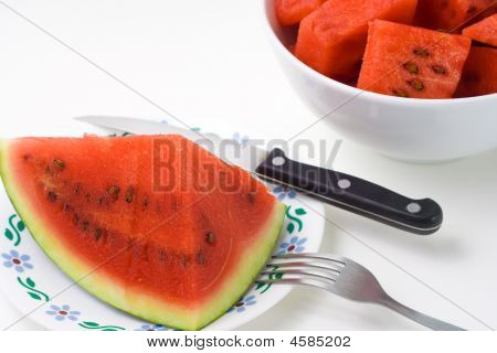 Vandmelon skåret og serveret