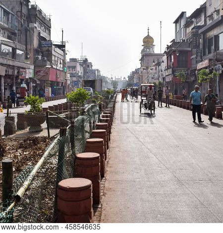 Old Delhi, India, April 15, 2022 - Gurudwara Sis Ganj Sahib Is One Of The Nine Historical Gurdwaras