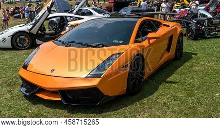 Pittsburgh, Pennsylvania, Usa July 24, 2022 The Pittsburgh Vintage Gran Prix In Schenley Park, A Yea