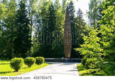 Russia, Vladimir Region, June 20 2022, Memorial Complex At The Site Of The Death Of Yuri Alekseevich
