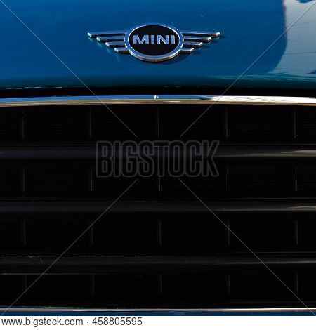 Mini Cooper Chrome Metal Logo, Luxury Mini Blue Car In Istanbul City, December 24 2021 Istanbul Pend