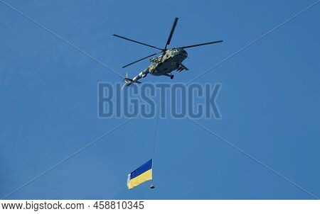 Kyiv, Ukraine August 24, 2021: Mi-8 Helicopter At The Celebration Of 30 Years Of Independence Of Ukr
