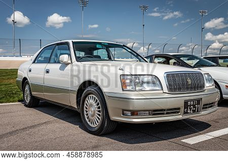 Lebanon, Tn - May 14, 2022: Low Perspective Front Corner View Of A 1996 Toyota Crown Majesta Sedan A