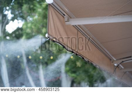Automatic Mist Nozzle Water Spraying System To Make Humidifier And Cooling Climate To Reduce Hot Wea