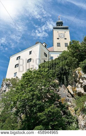 Persenbeug Castle Directly On The Banks Of The Danube In The Municipality Of Persenbeug-gottsdorf In