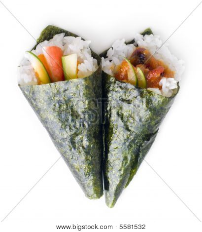 El Temaki suşi rulo.