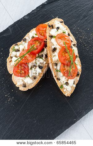 Bread With Cottage