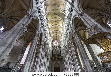 cathedral of Amiens, picardie, france