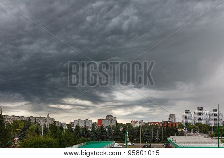 Dark Clouds Asperatus Over Kaliningrad