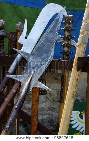 halberd medieval weapons