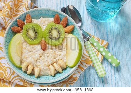 Kids breakfast porridge