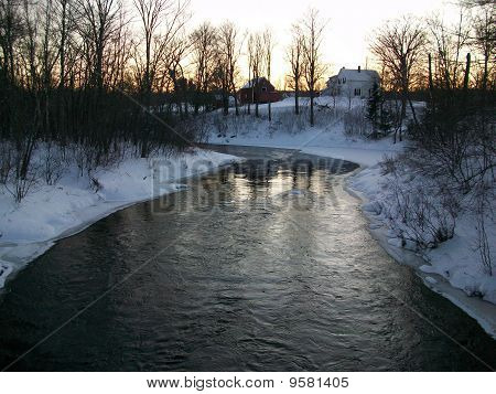Hopewell Nova Scotia ในแม่น้ำ