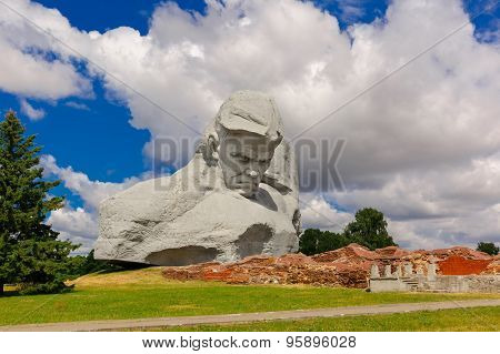 Main monument Brest Fortress - Unknown soldier