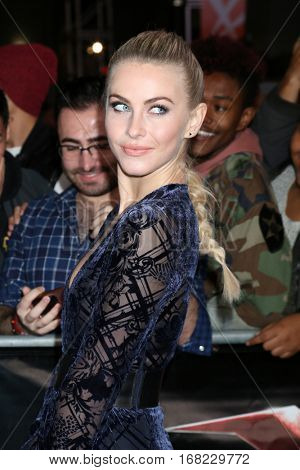 LOS ANGELES - JAN 19:  Julianne Hough at the 