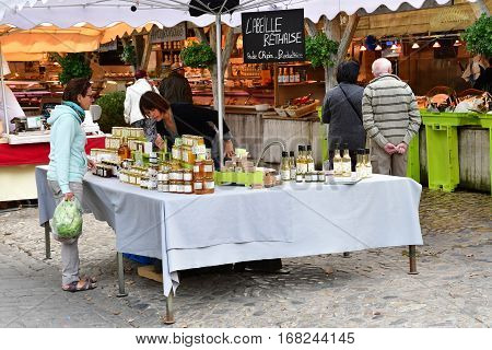 La Flotte France - september 27 2016 : the picturesque market