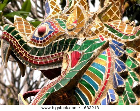 Vetro Thai Dragon