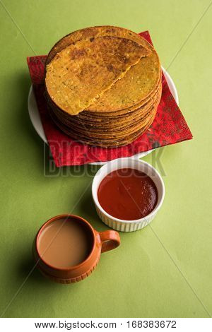 Indian famous delicious Fenugreek khakra or kasuri methi, gujarathi or gujrati snacks
