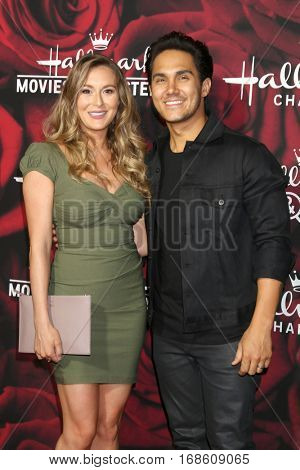 LOS ANGELES - JAN 14:  Alexa PenaVega, Carlos PenaVega at the Hallmark TCA Winter 2017 Party at Rose Parade Tournament House  on January 14, 2017 in Pasadena, CA
