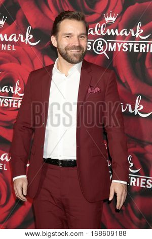 LOS ANGELES - JAN 14:  Geoff Gustafson at the Hallmark TCA Winter 2017 Party at Rose Parade Tournament House  on January 14, 2017 in Pasadena, CA