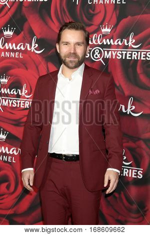 LOS ANGELES - JAN 14:  Geoff Gustafson at the Hallmark TCA Winter 2017 Party at Rose Parade Tournament House  on January 14, 2017 in Pasadena, CA