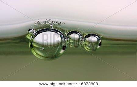 Bolle nel liquido - sfondo natura astratta
