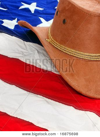 アメリカの国旗に茶色の革の帽子。すべてのアメリカのカウボーイの伝統的な帽子。対象の偉大なイメージ
