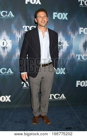 LOS ANGELES - JAN 11:  Mark Feuerstein at the FOX TV TCA Winter 2017 All-Star Party at Langham Hotel on January 11, 2017 in Pasadena, CA