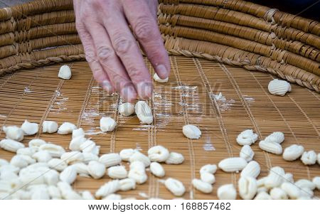 Fresh pasta manual production - gnocchetti sardi