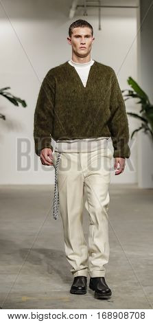 New York Fashion Week: Men’s Palmiers Du Mal Fw 2017 Collection